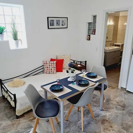 Dp Homes Mimika Santorini