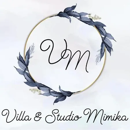 Mimika * Perissa (Santorini)