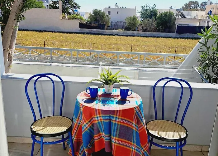 Mimika Semesterbostad